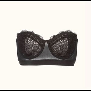 LIVELY The Lace Strapless